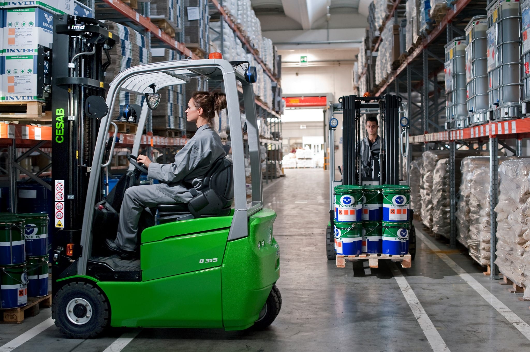 Li-ion forklift trucks for sale and hire in Northampton, Nottingham, Derby, Warwick, Leicester, Birmingham and across East Midlands, and West Midlands. 